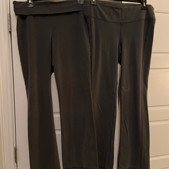 Old Navy Pants & Jumpsuits Old Navy Xl Yoga Pants 2 Included Poshmark